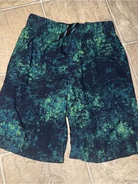 Old Navy Navy/Teal/Green Patterned Kids Athletic Shorts